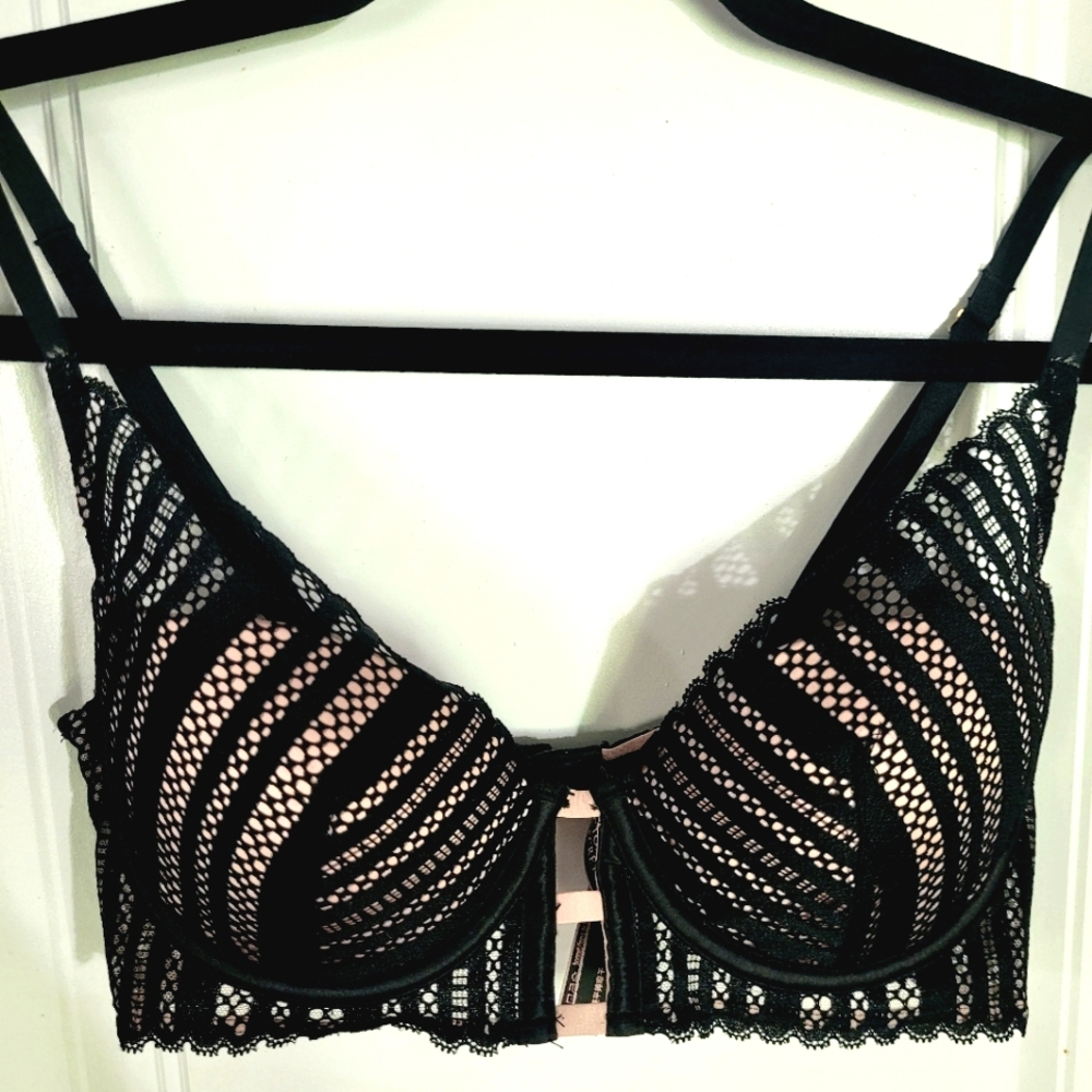 Victoria's Secret Black And Pink Lace Bra, Size 34C